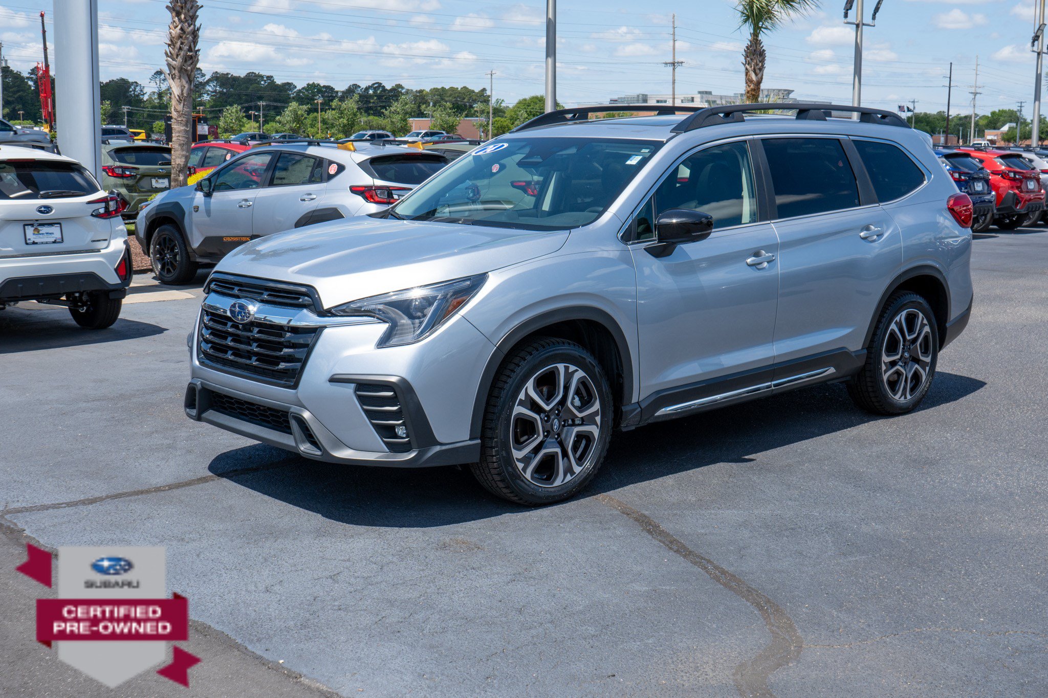 Used 2024 Subaru Ascent Limited w/ Technology Package AWD/4WD image 7
