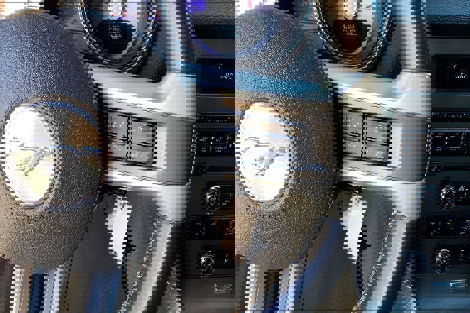 Used 2011 Ford Mustang GT Premium w/ 402A Rapid Spec Order Code image 23