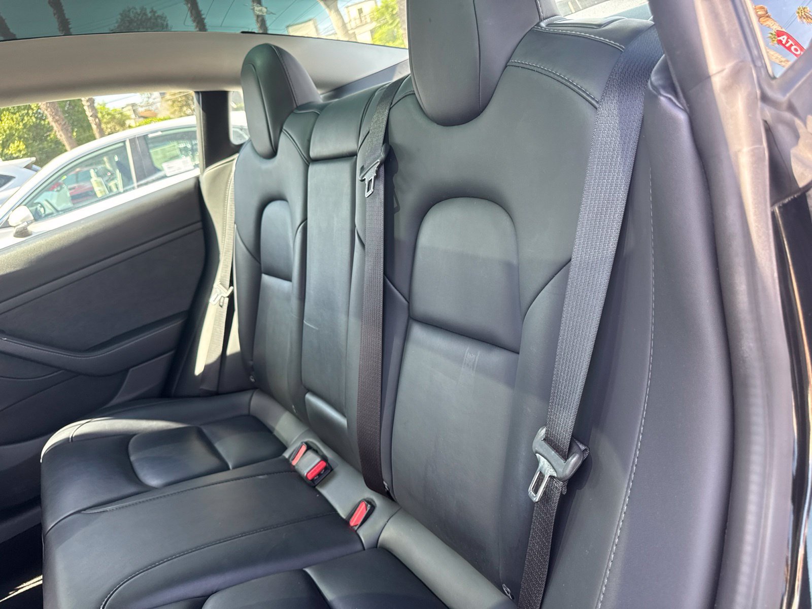 Used 2022 Tesla Model 3 Long Range AWD/4WD image 3