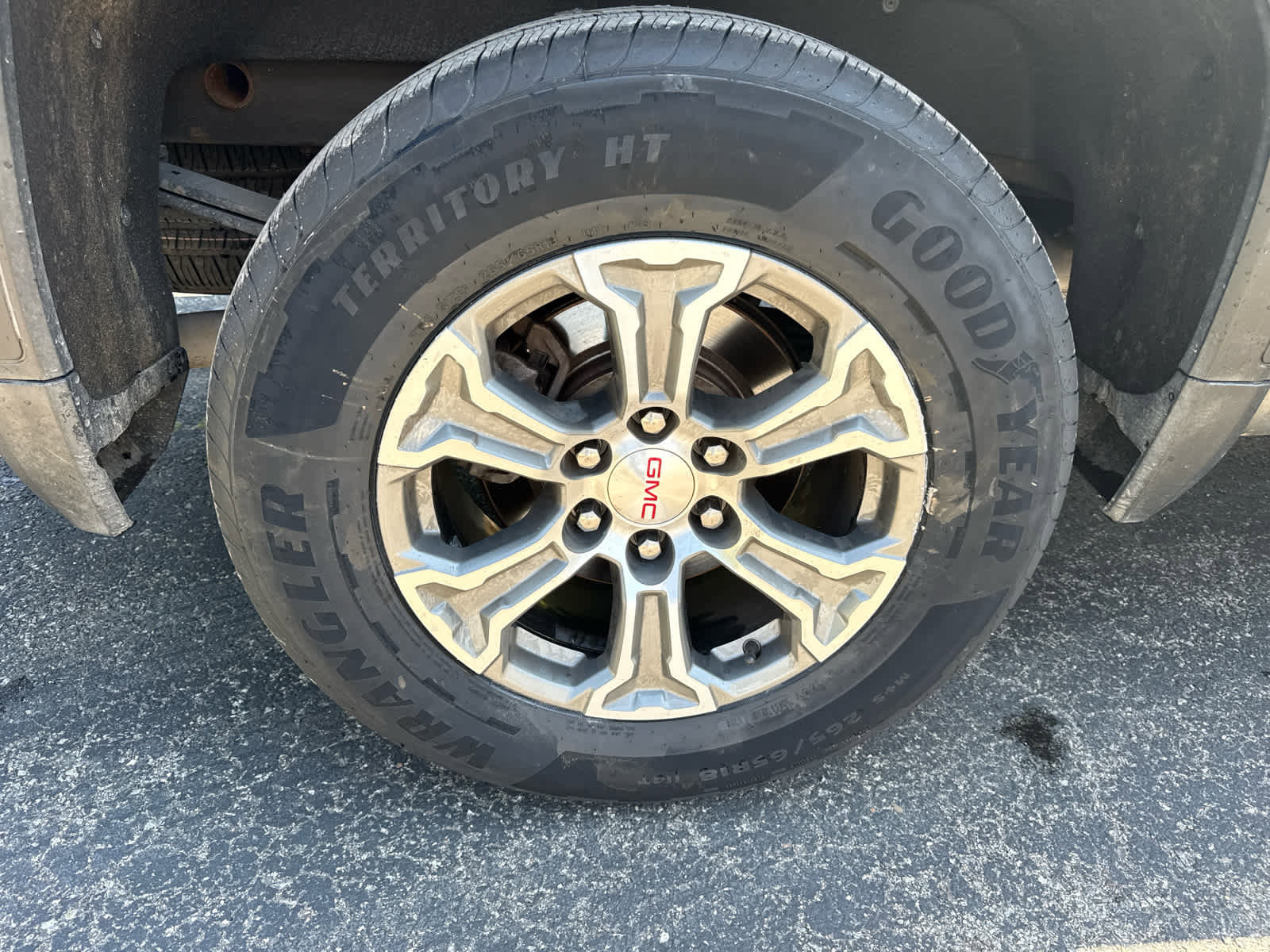 Used 2019 GMC Sierra 1500 SLE w/ SLE Value Package AWD/4WD image 8