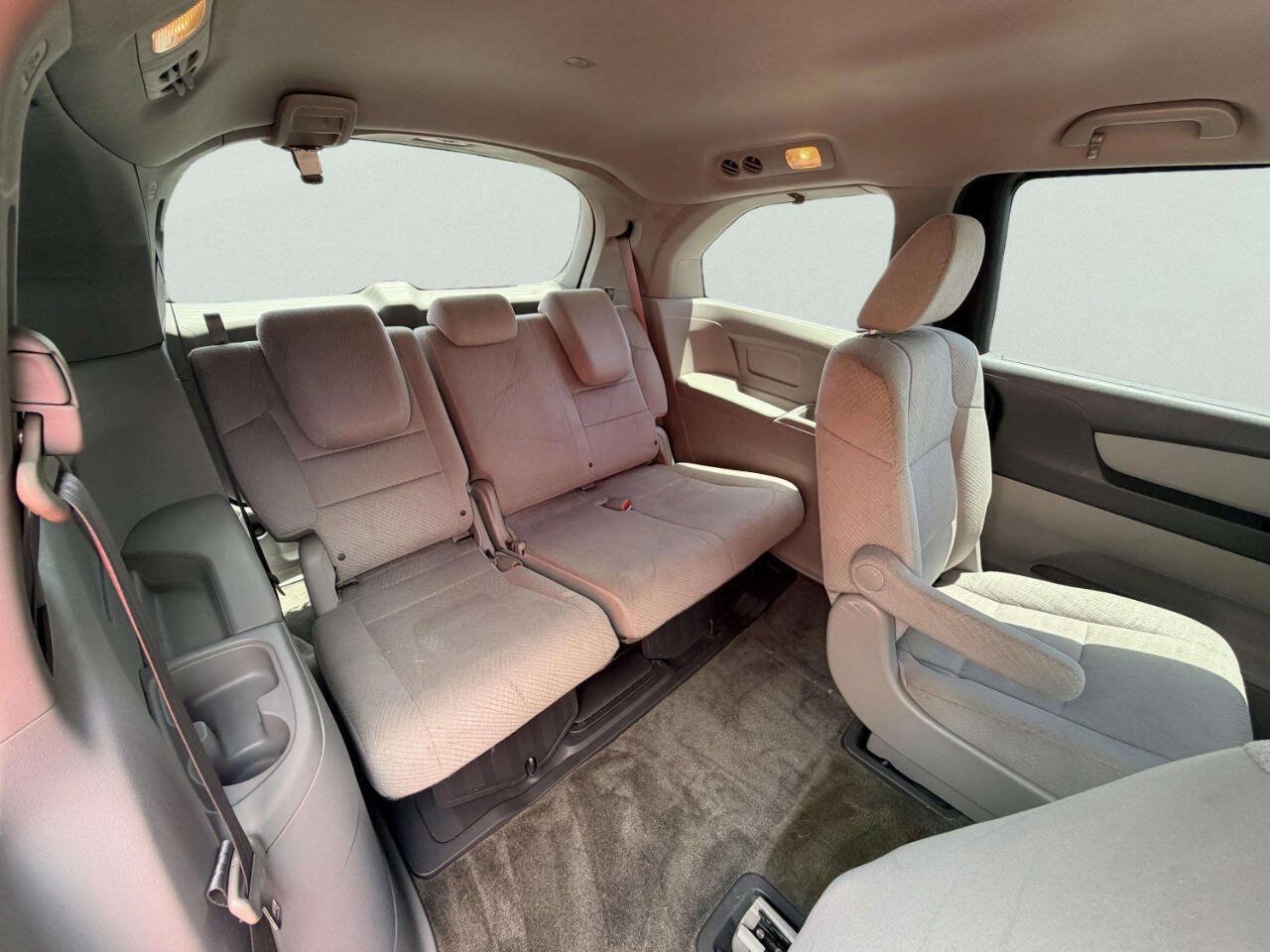 Used 2015 Honda Odyssey LX image 25
