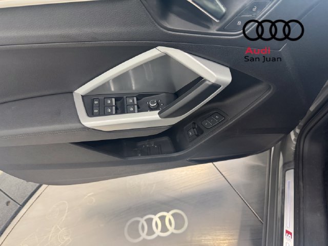 Used 2023 Audi Q3 2.0T Premium w/ Convenience Package AWD/4WD image 28