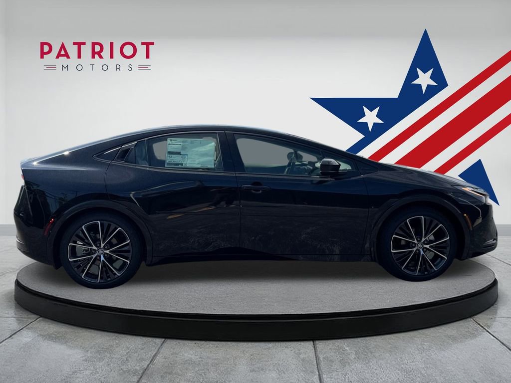 New 2026 Toyota Prius XLE image 7