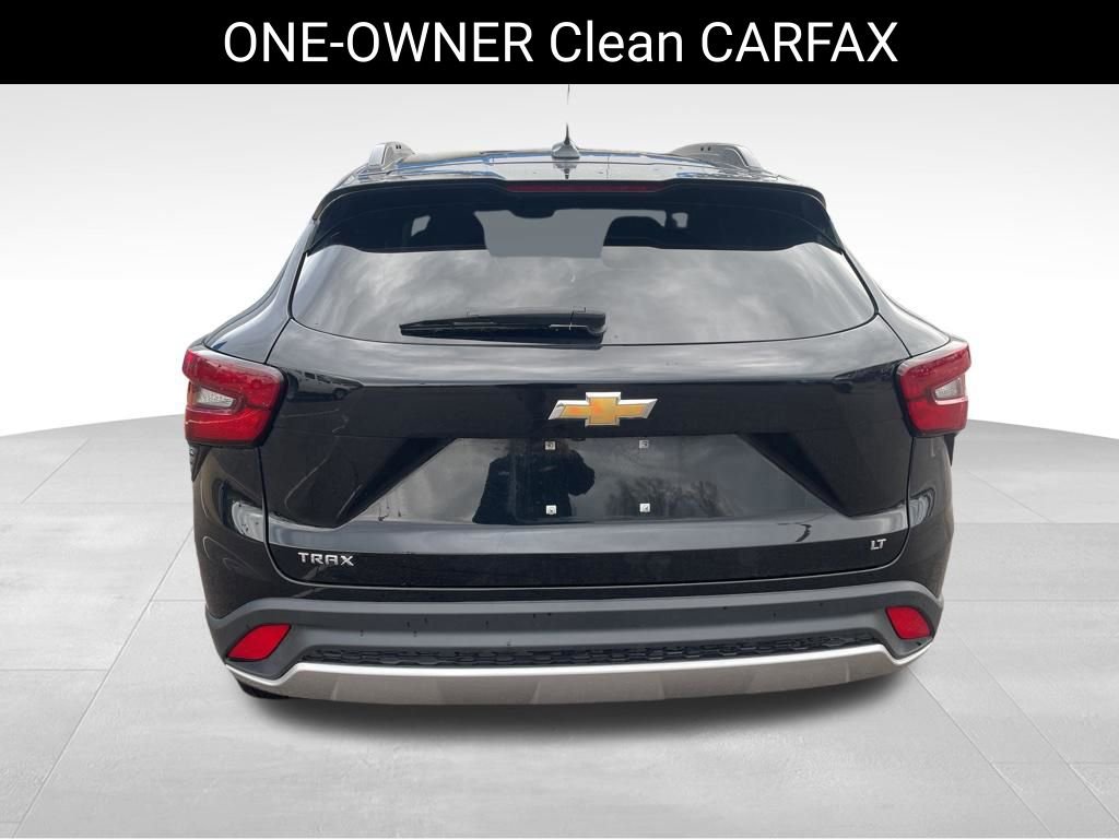 Certified 2024 Chevrolet Trax LT w/ LT Convenience Package FWD image 7