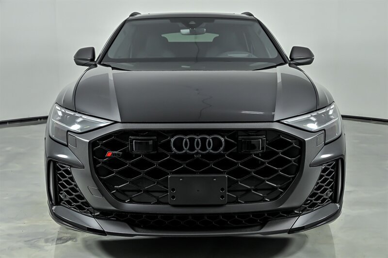 Used 2026 Audi RS Q8 performance AWD/4WD image 5