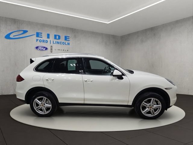 Used 2011 Porsche Cayenne S AWD/4WD image 7