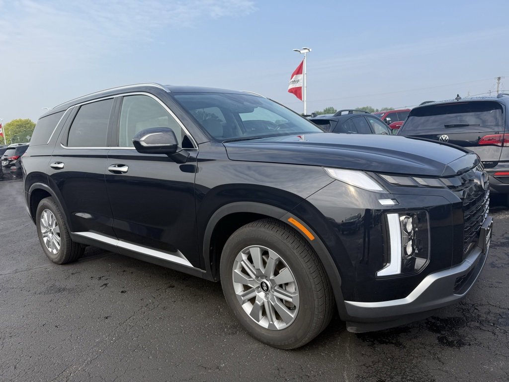 Used 2025 Hyundai Palisade SEL image 2
