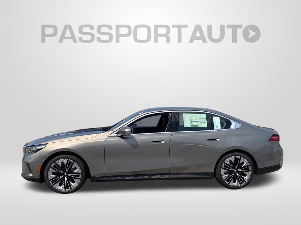 New 2027 BMW 530i xDrive w/ Premium Package AWD/4WD image 2
