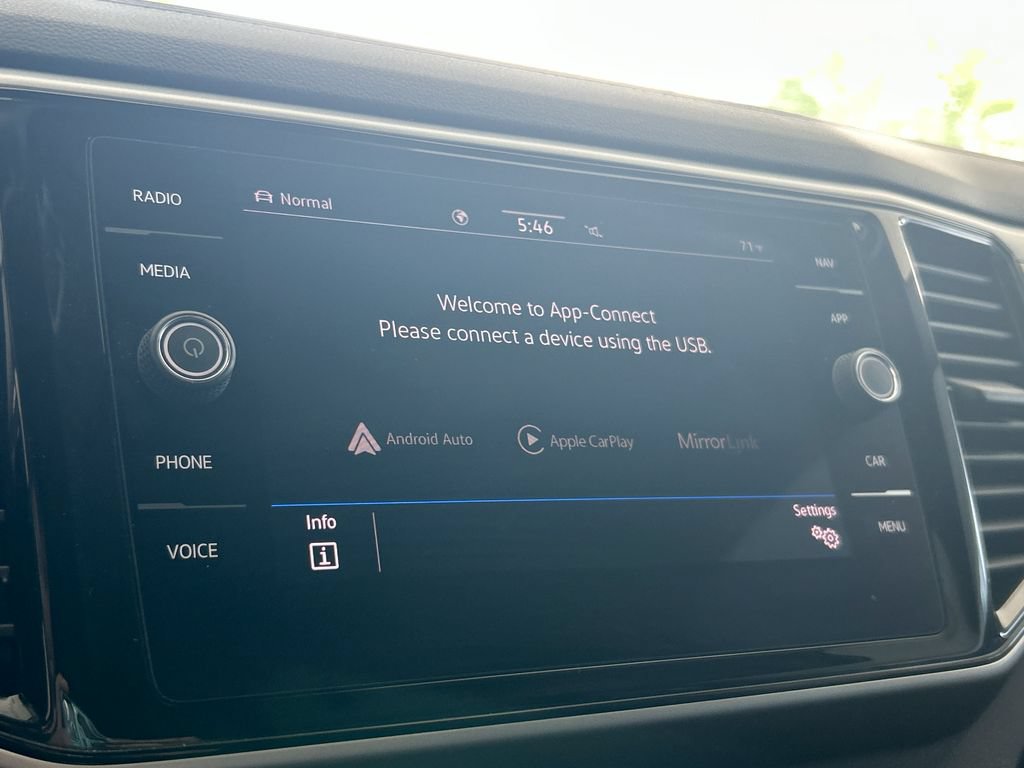 Certified 2021 Volkswagen Atlas SEL R-Line AWD/4WD image 27
