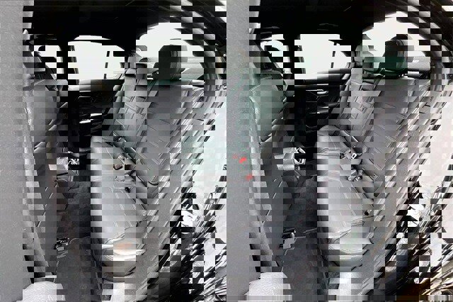 Used 2025 Mercedes-Benz C 300 C 300 image 25