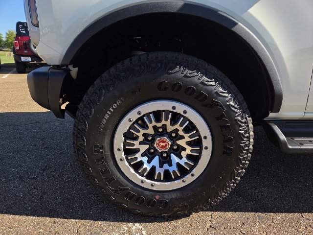 New 2026 Ford Bronco Outer Banks w/ Sasquatch Package AWD/4WD image 21