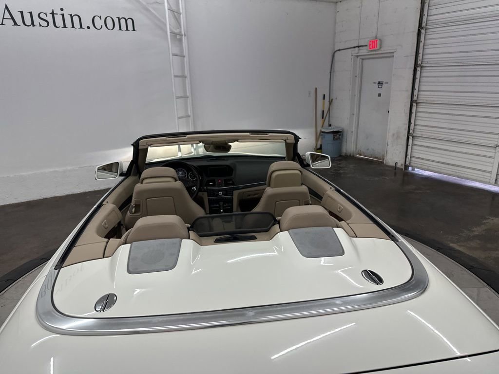Used 2011 Mercedes-Benz E 550 Cabriolet image 10