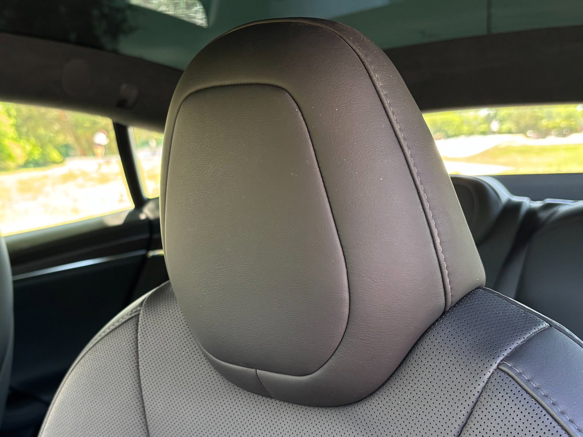 Used 2021 Tesla Model S Plaid AWD/4WD image 11