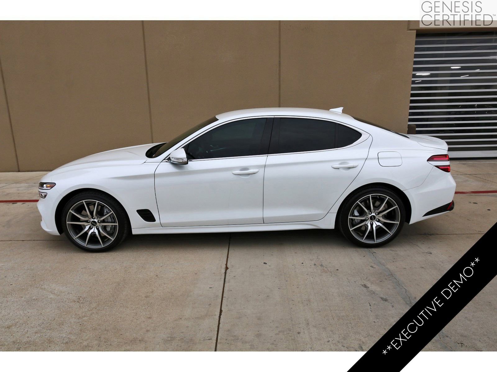 Used 2026 Genesis G70 2.5T RWD image 5