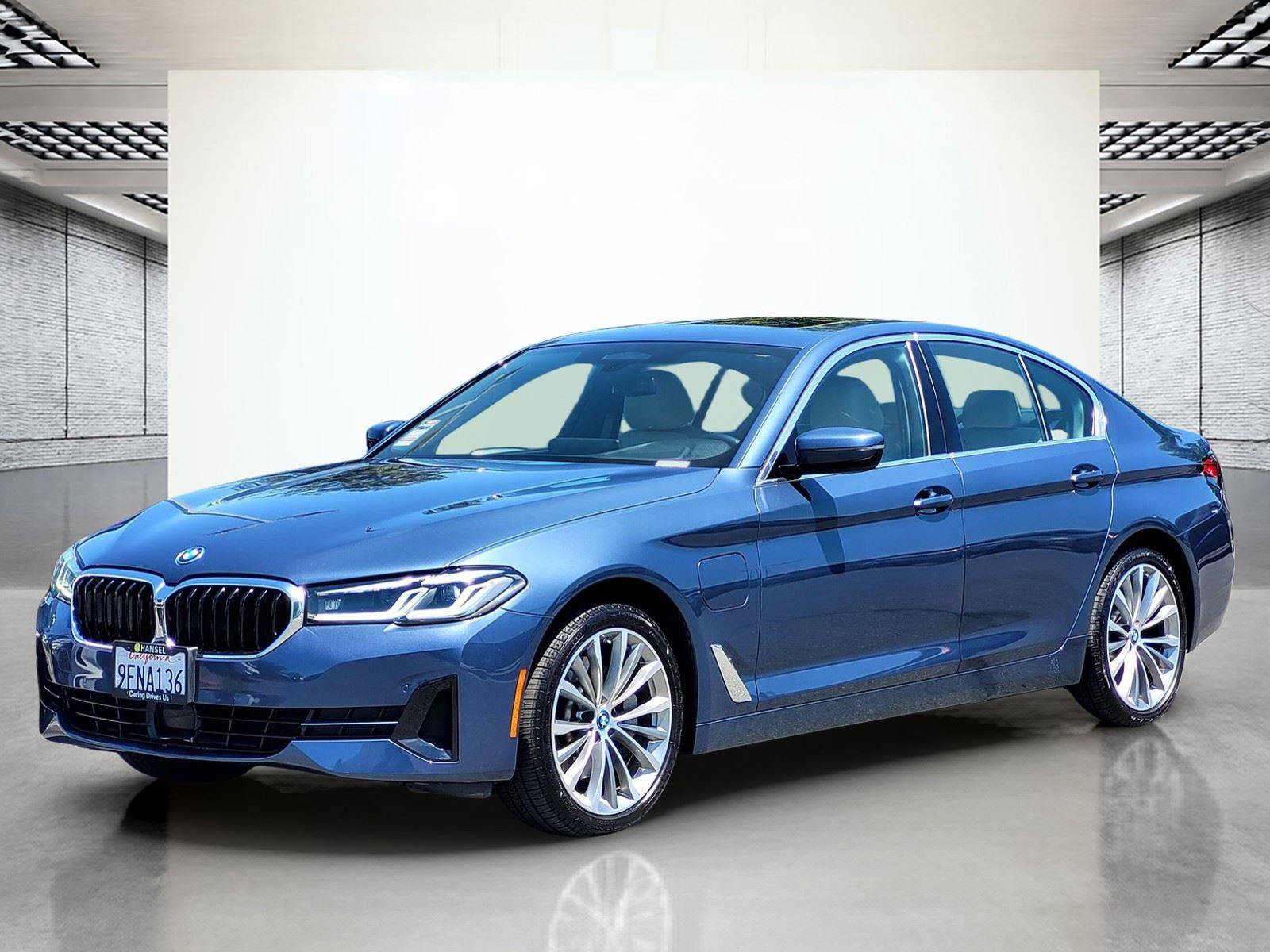 Certified 2023 BMW 530e xDrive w/ Premium Package AWD/4WD image 10
