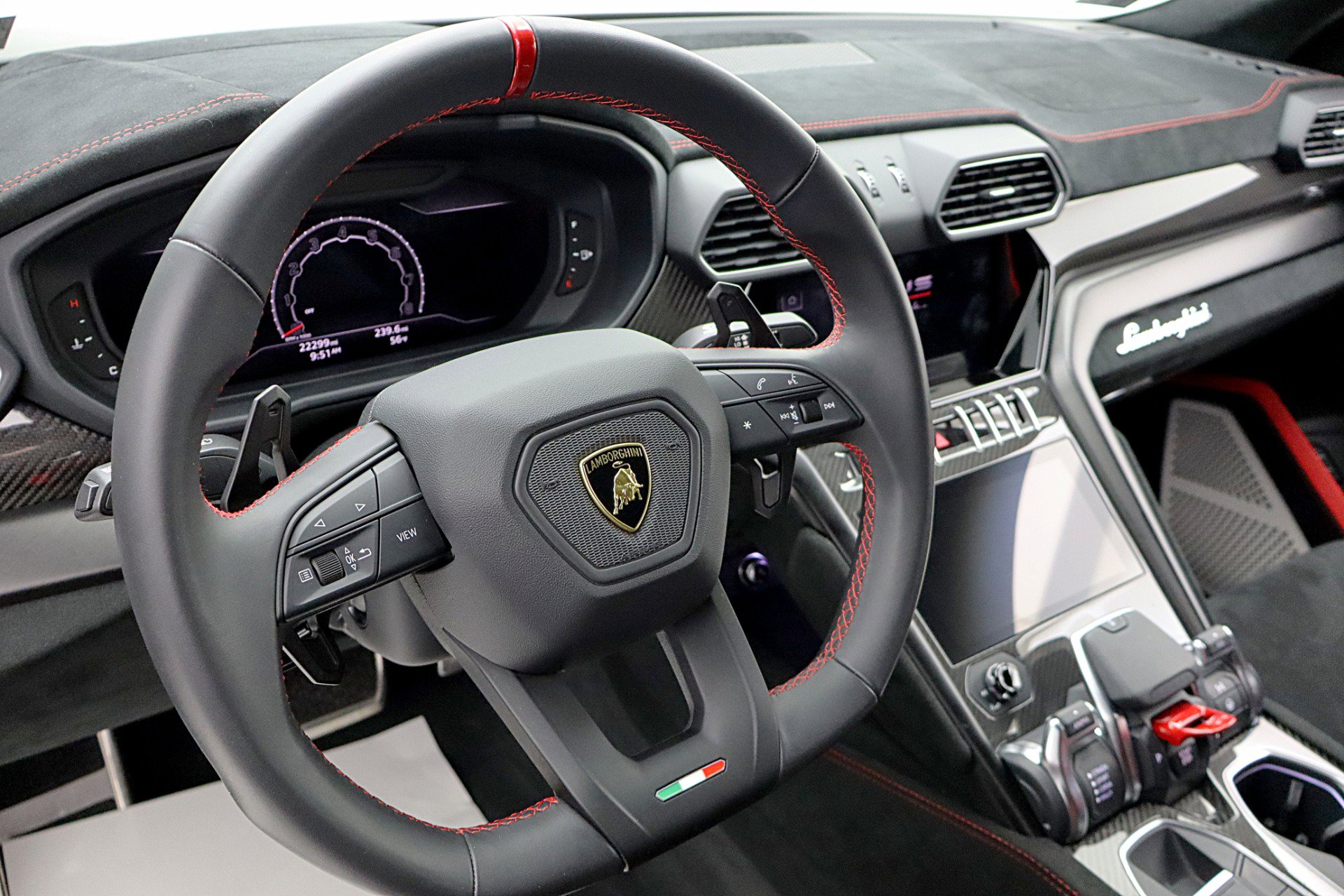 Used 2024 Lamborghini Urus Performante image 33