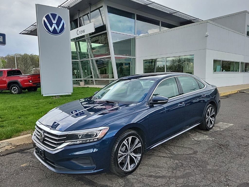 Certified 2022 Volkswagen Passat 2.0T SE FWD video 1