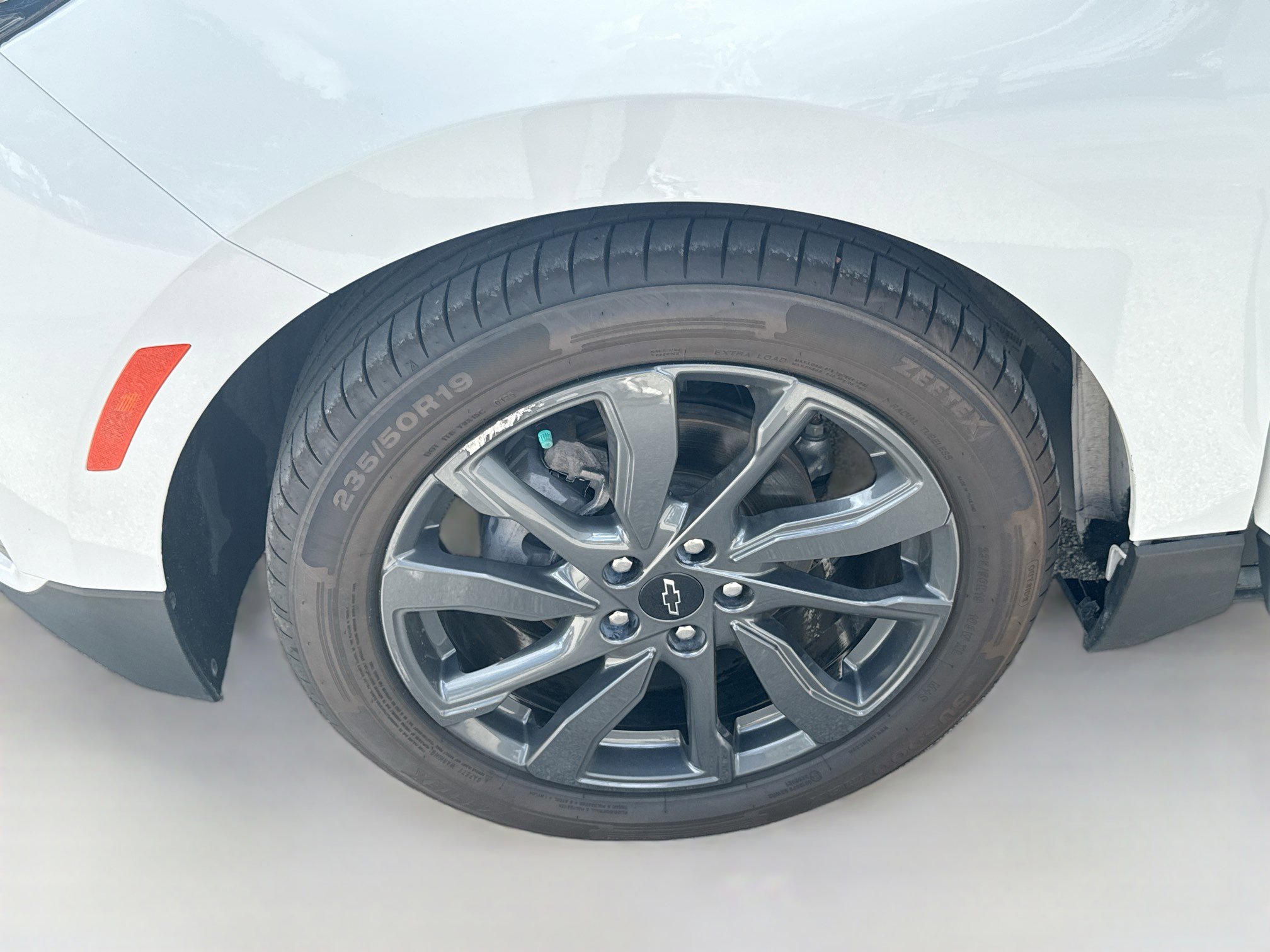 Used 2022 Chevrolet Equinox RS w/ RS Leather Package image 36