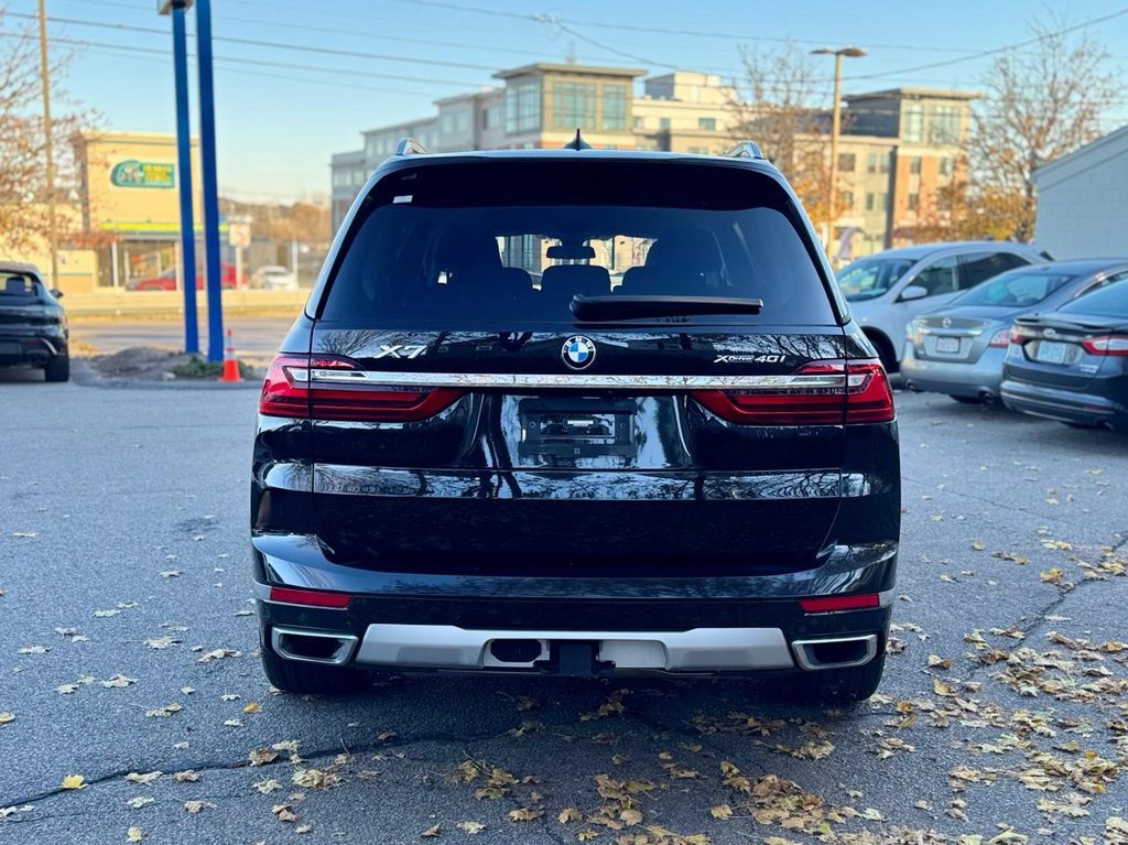 Used 2022 BMW X7 xDrive40i w/ Premium Package image 5