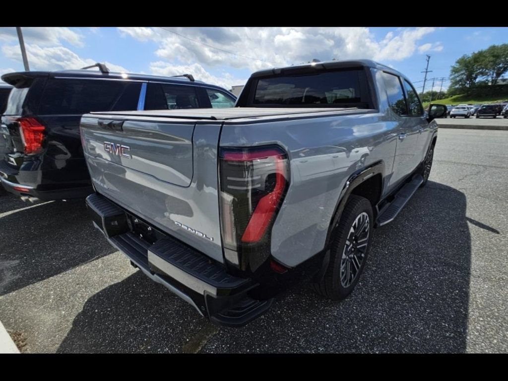 Used 2026 GMC Sierra EV Denali AWD/4WD image 8