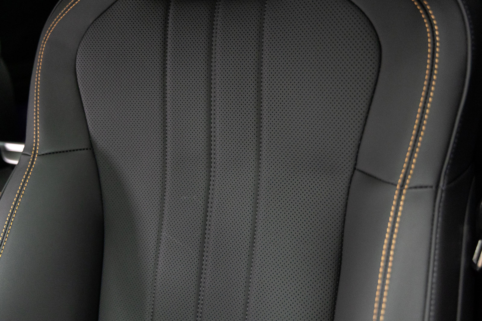 New 2025 Bentley Flying Spur Plug-In Hybrid image 25