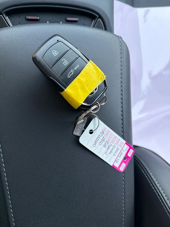 Used 2023 Toyota Venza XLE AWD/4WD image 31