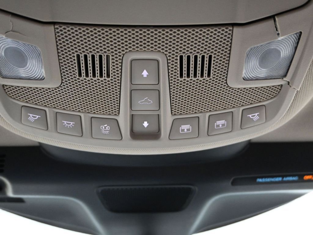 Used 2023 Lincoln Nautilus Reserve w/ Equipment Group 201A image 43