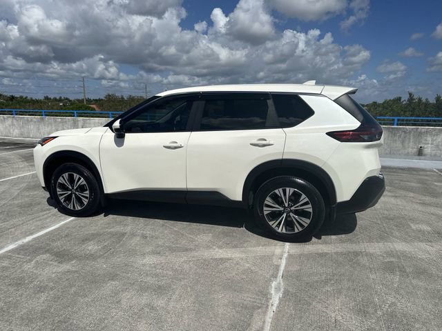 Used 2023 Nissan Rogue SV image 34