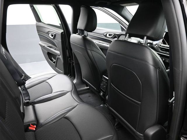 New 2026 Jeep Compass Latitude image 21