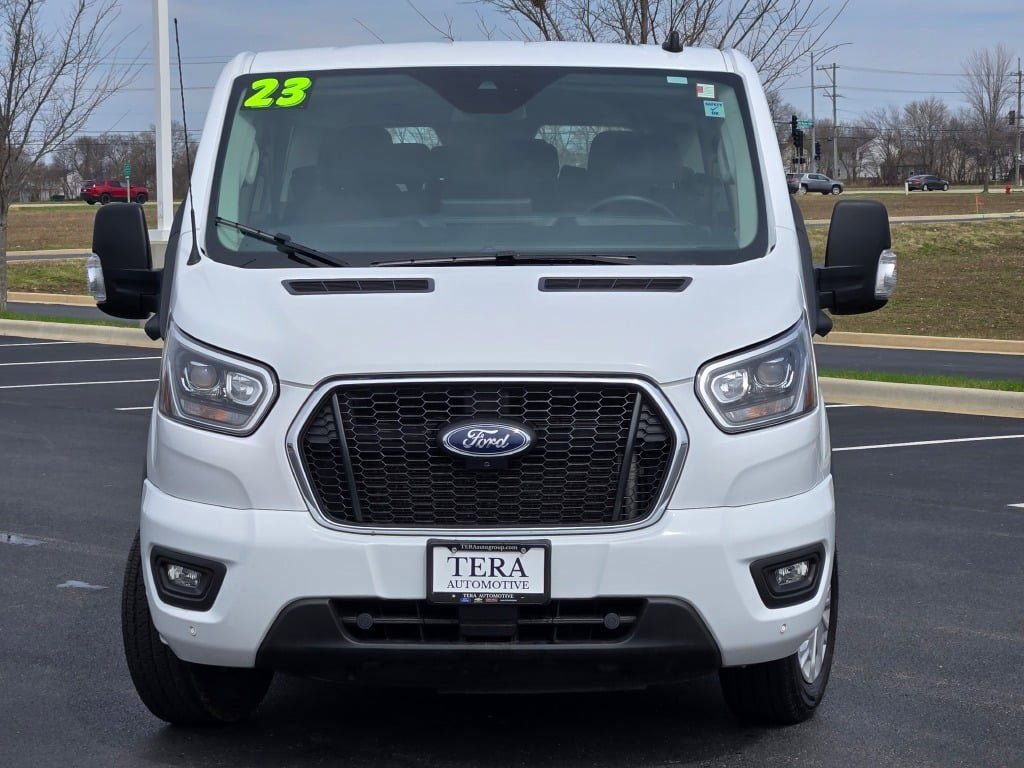 Used 2023 Ford Transit 350 XLT image 3
