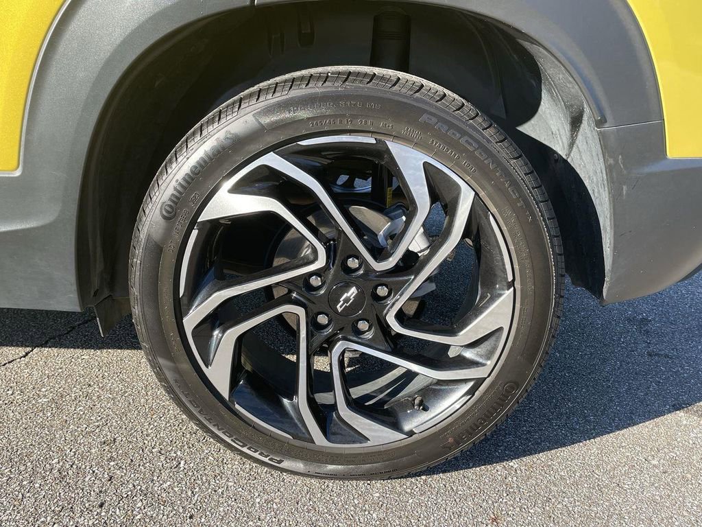 Certified 2024 Chevrolet TrailBlazer RS w/ Driver Confidence Package image 30