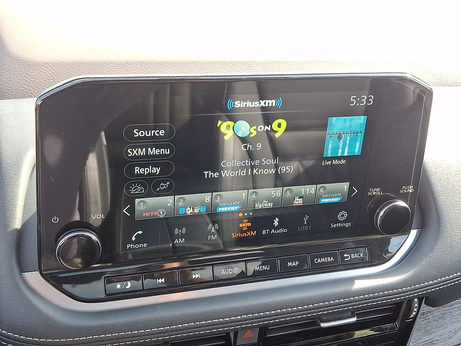 Certified 2023 Nissan Rogue Platinum w/ Platinum Premium Package AWD/4WD image 18