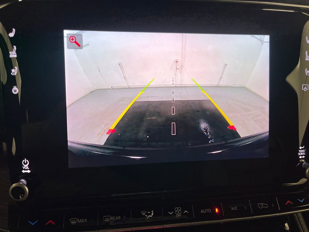 Used 2024 Jeep Wagoneer L Series II w/ Flexible Seating Group image 19