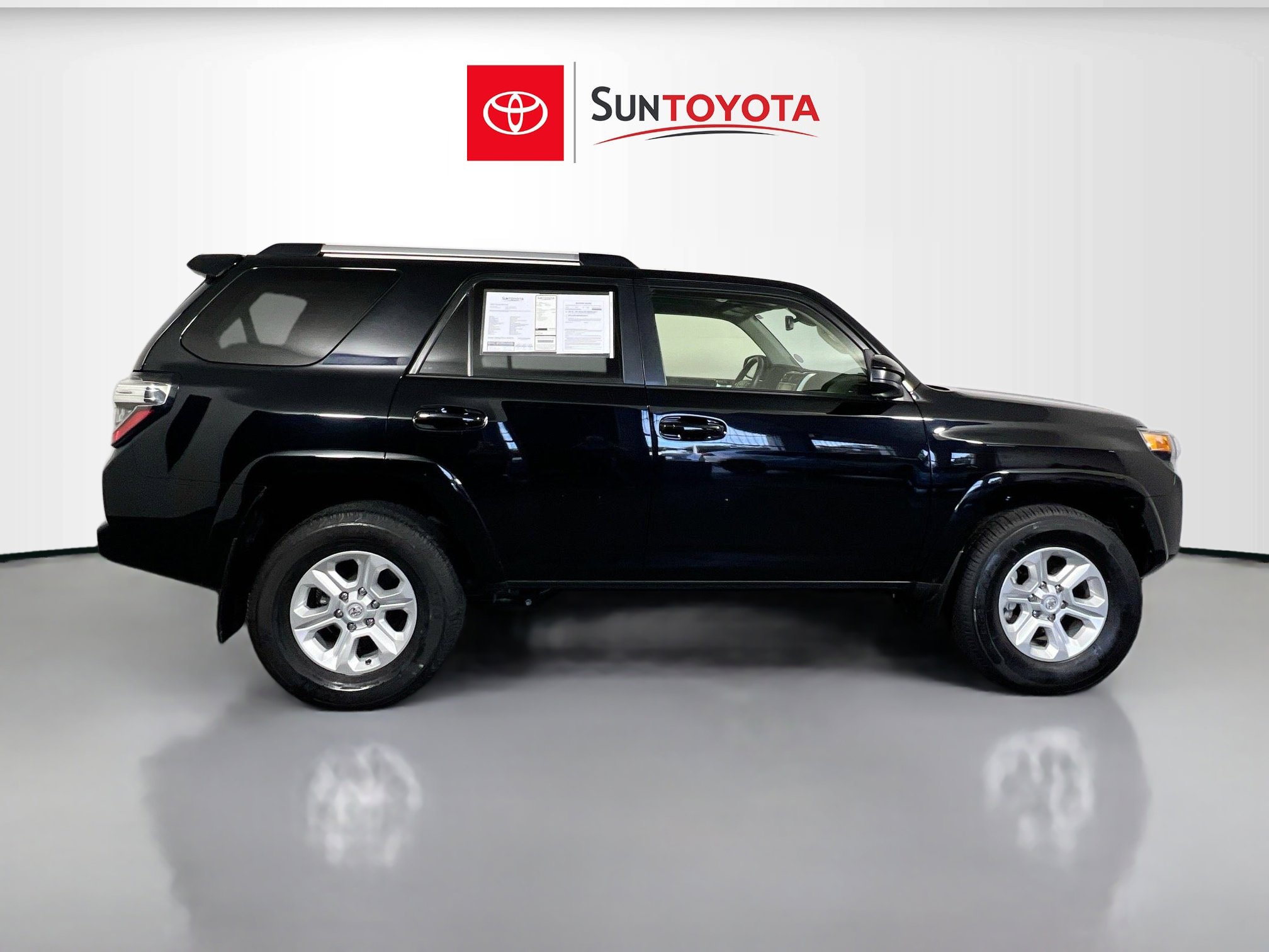 Used 2024 Toyota 4Runner SR5 image 2