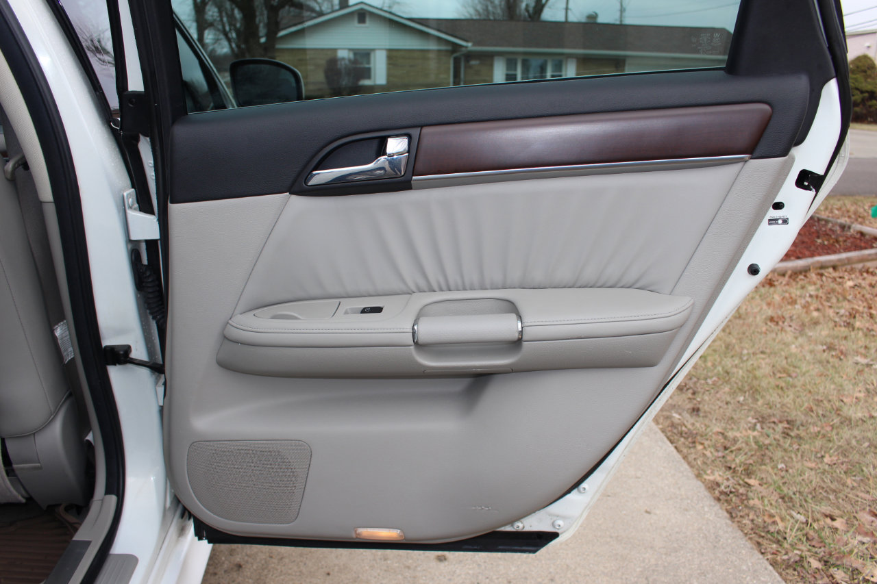 Used 2008 INFINITI M35 x w/ Technology Pkg image 38