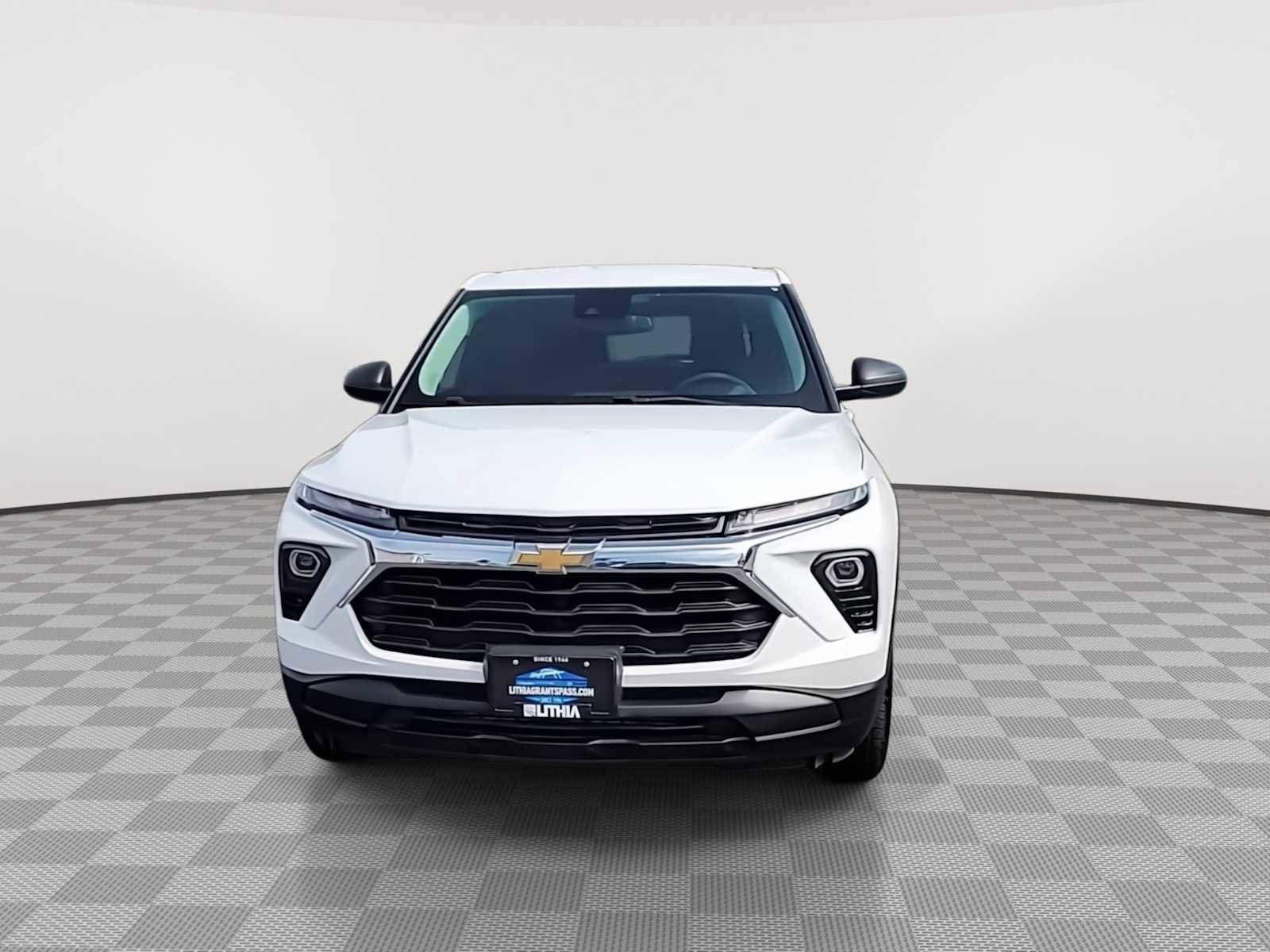 Used 2025 Chevrolet TrailBlazer LS w/ LS Convenience Package image 3