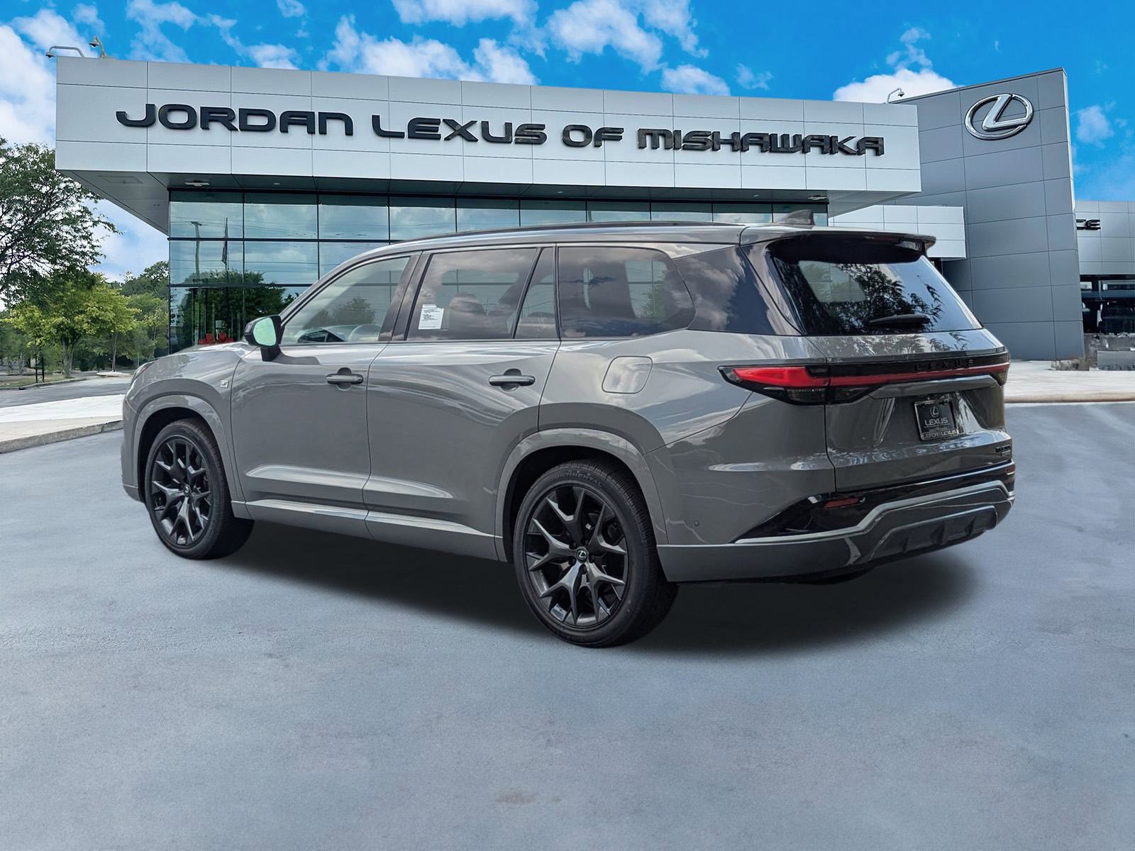 New 2025 Lexus TX 500h AWD image 3