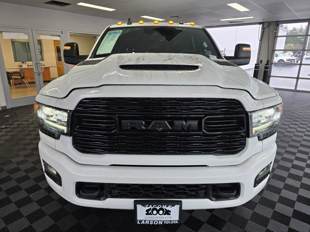 Used 2024 RAM 2500 Limited image 8