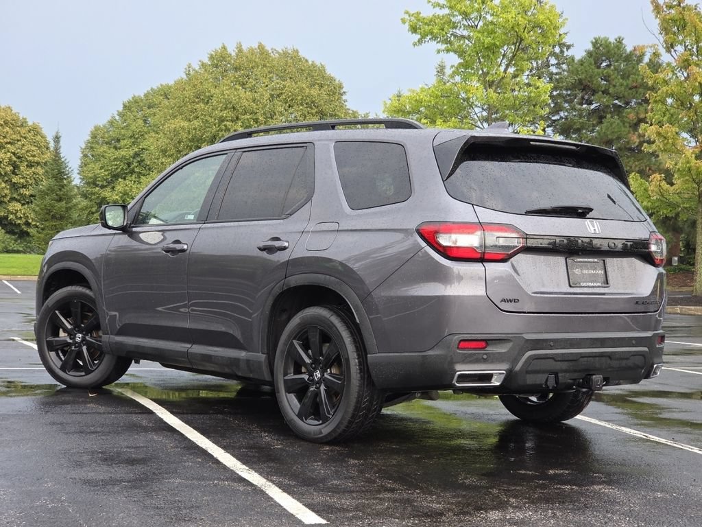 Certified 2025 Honda Pilot Black Edition image 26