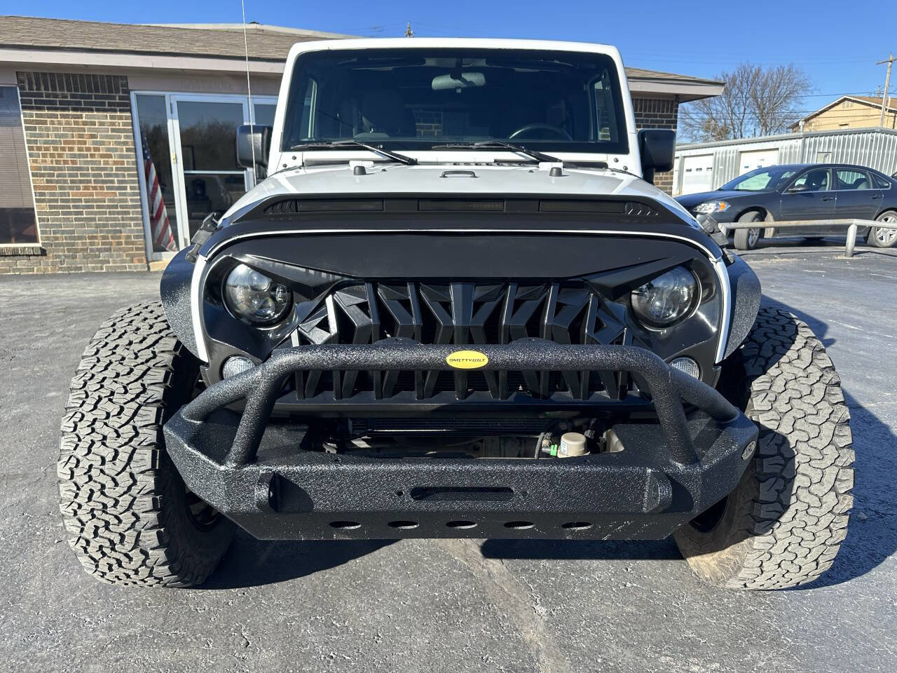 Used 2018 Jeep Wrangler Unlimited Sport w/ Connectivity Group image 4
