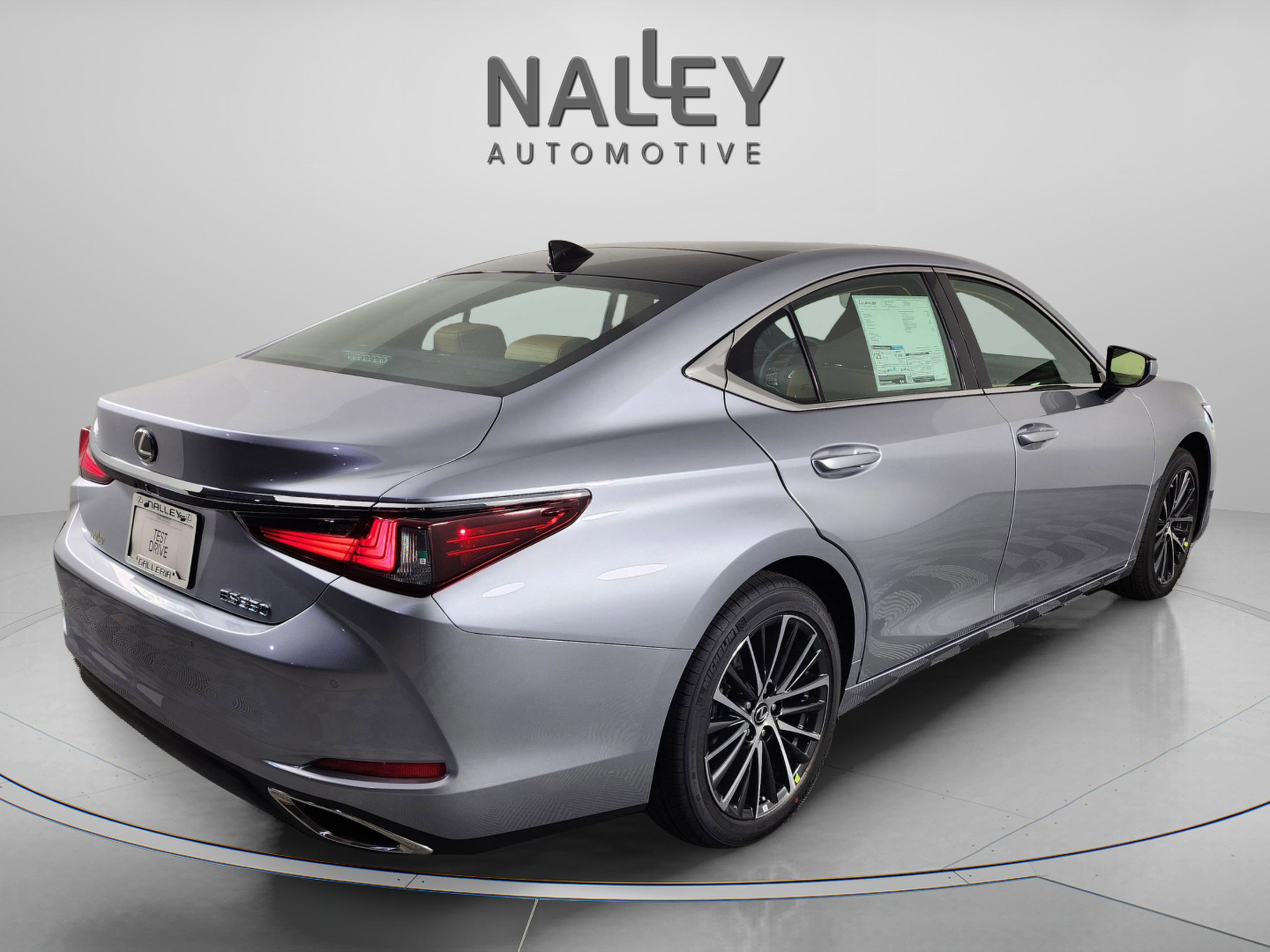 New 2025 Lexus ES 350 w/ Premium Package image 5