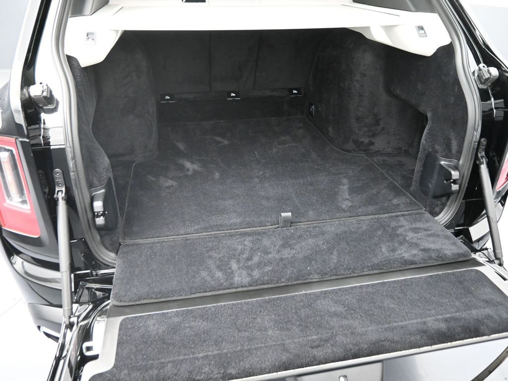 Used 2022 Rolls-Royce Cullinan image 37