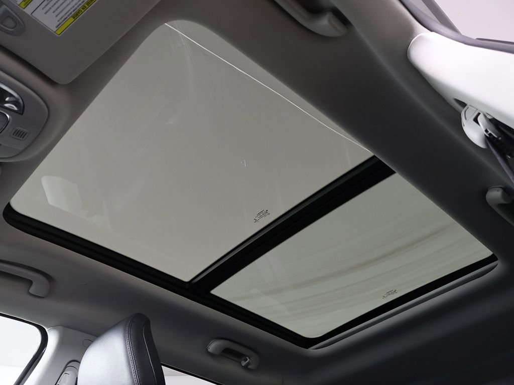 Used 2022 Jeep Compass Trailhawk w/ Sun and Sound Group image 17