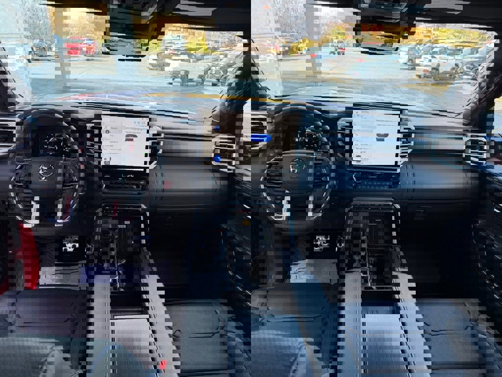 Used 2024 Toyota Sequoia Platinum image 13