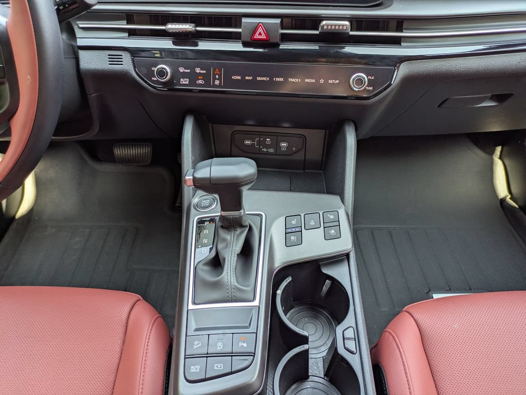 Used 2026 Kia Sportage SX FWD image 19