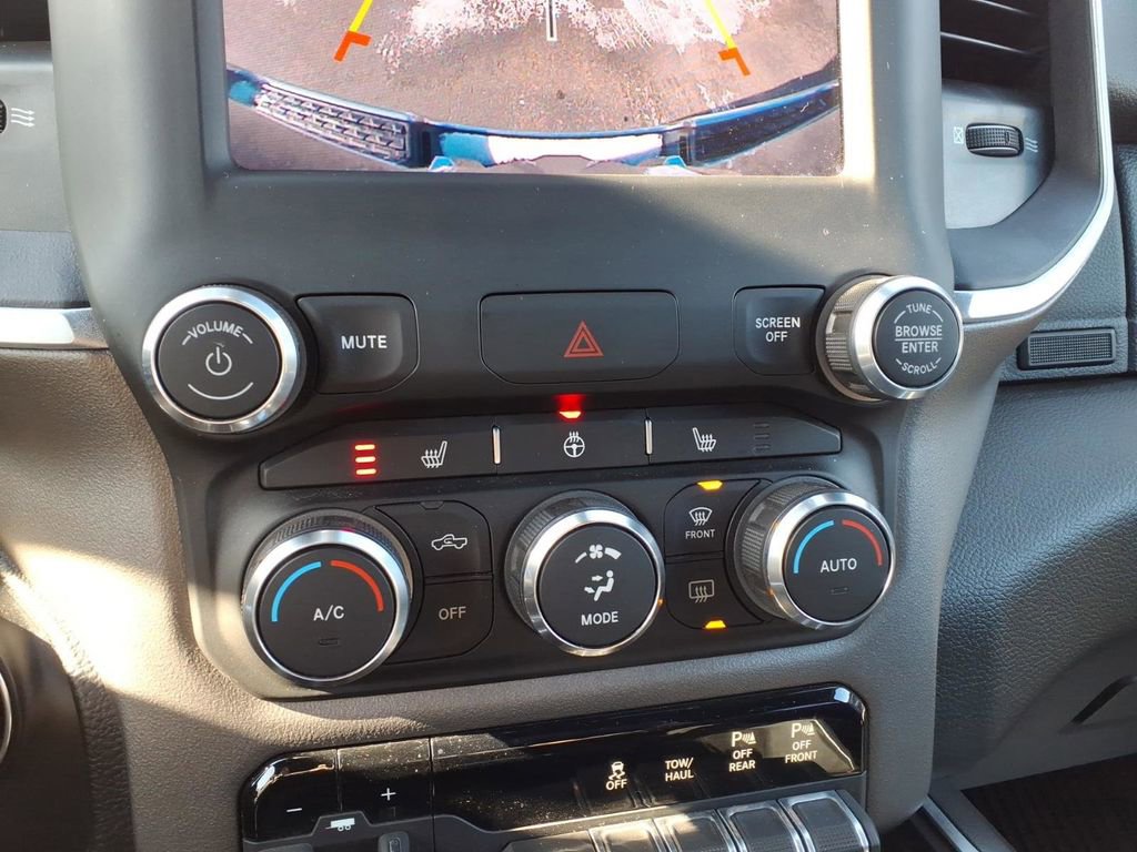 Used 2021 RAM 1500 Big Horn image 15