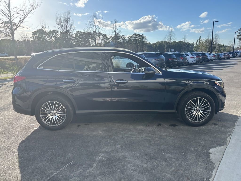 Used 2024 Mercedes-Benz GLC 300 image 5