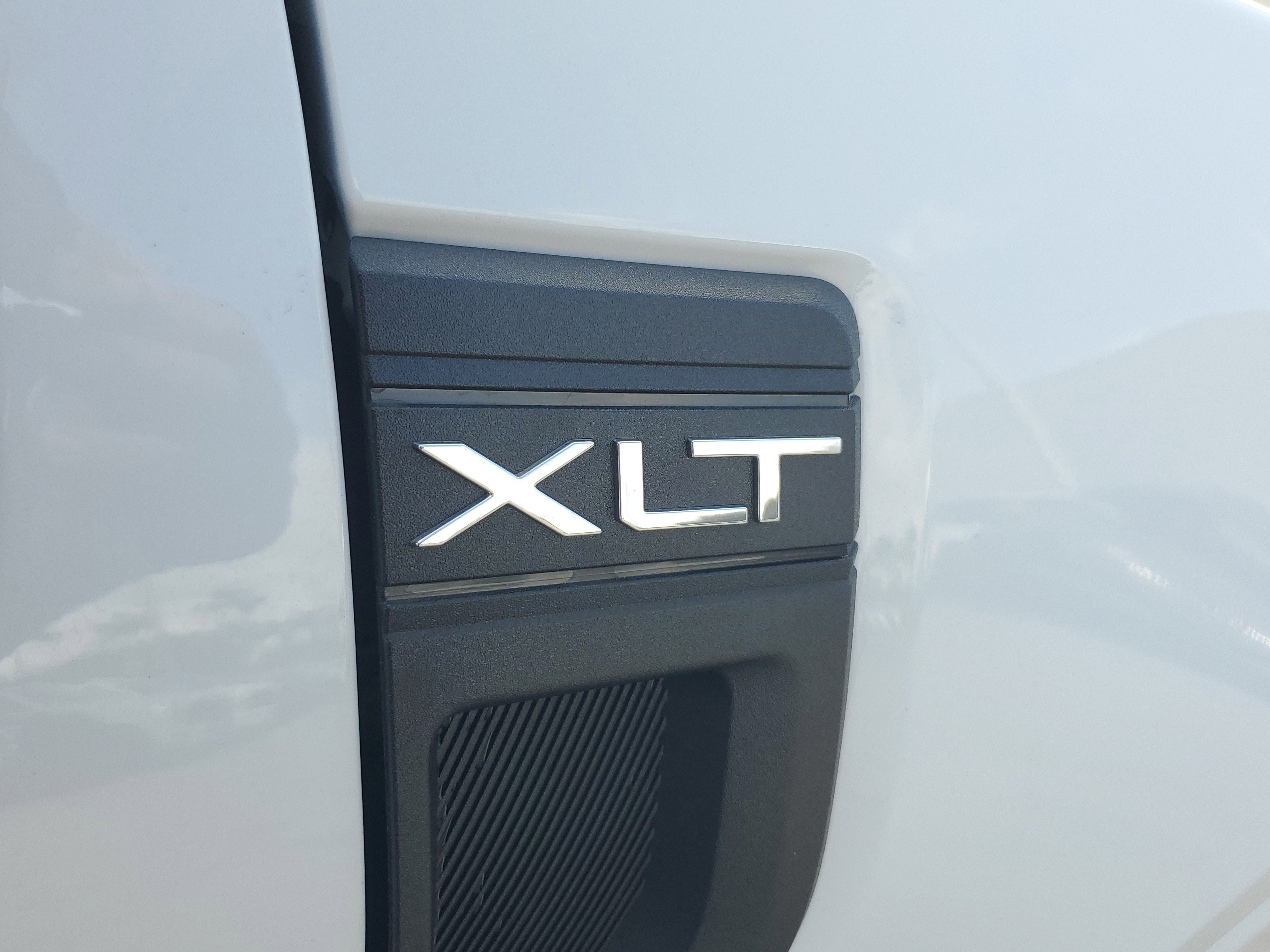 New 2026 Ford Maverick XLT image 8