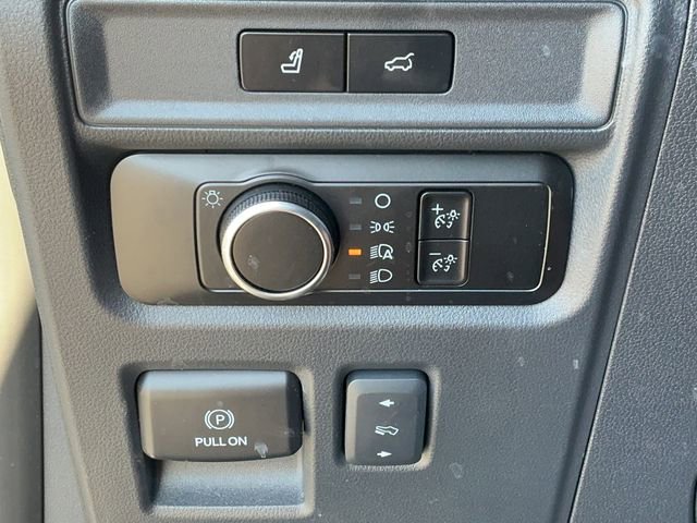 Used 2024 Ford Expedition XLT image 31