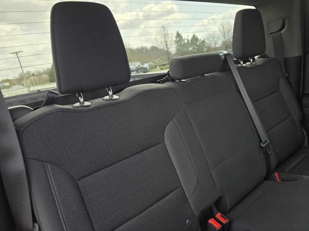 Used 2023 Chevrolet Silverado 1500 LT AWD/4WD image 18